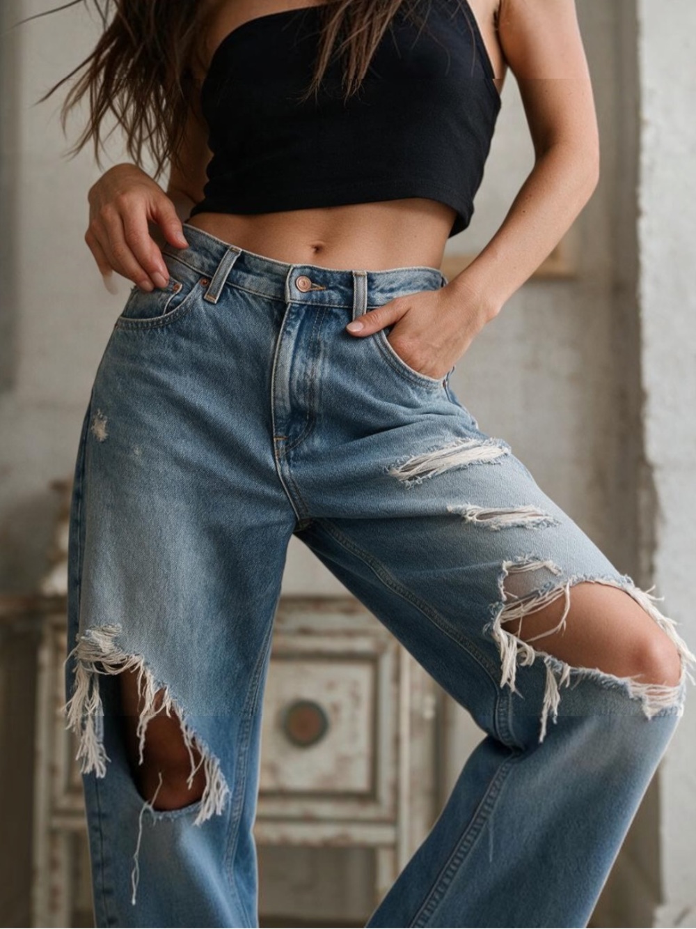 Topshop Mom Jeans W30 L30 Light Wash Distressed High Rise Tapered